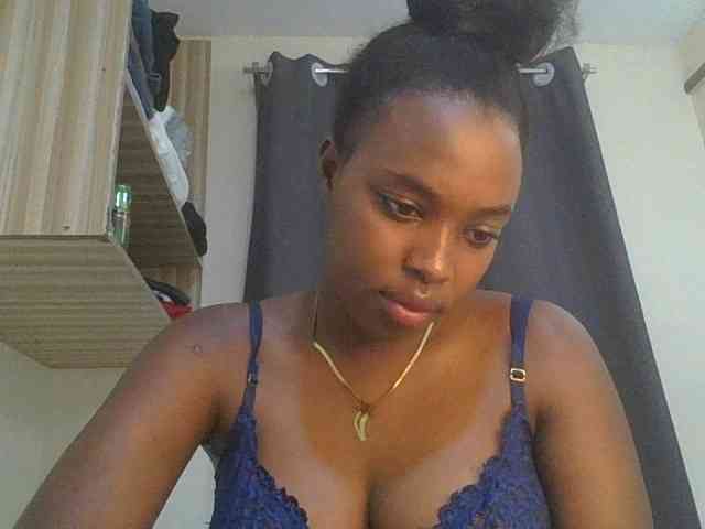 sexylittleprincess1 webcam
