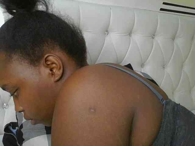 sexylittleprincess1 webcam