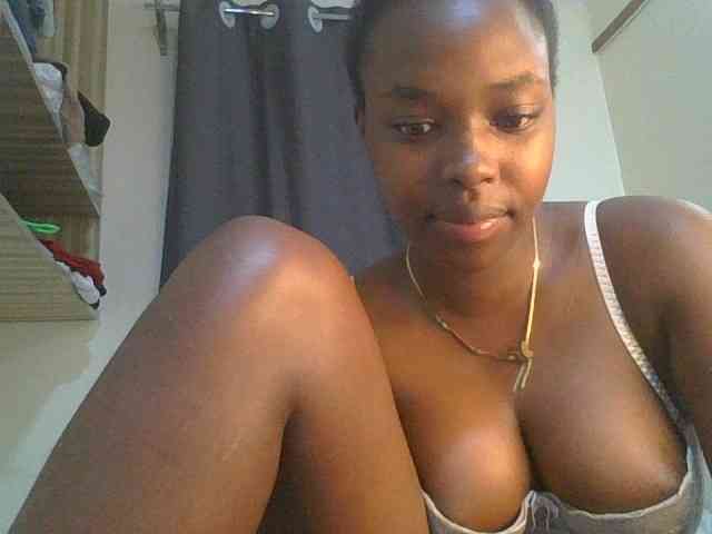 sexylittleprincess1 webcam
