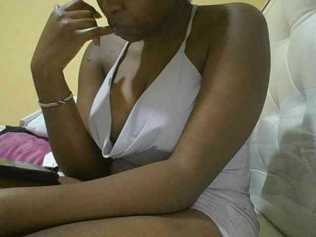 sexylittleprincess1 webcam