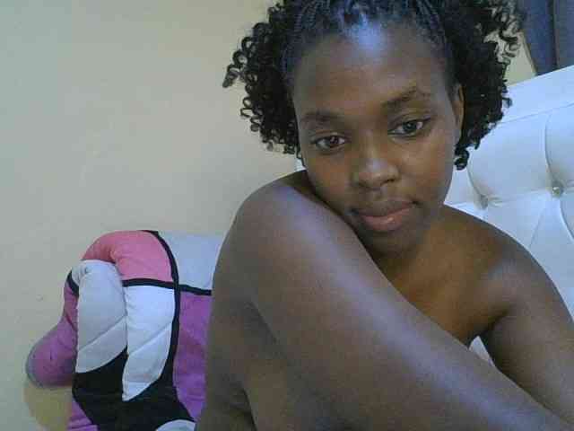 sexylittleprincess1 webcam