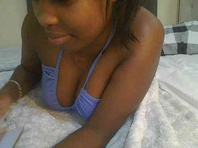 sexylittleprincess1 webcam