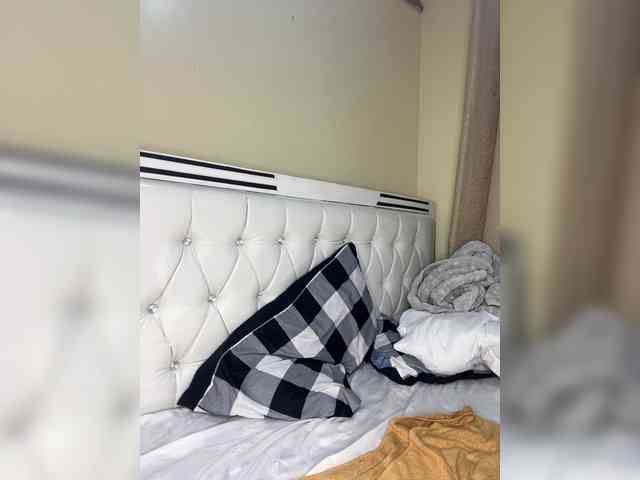 sexylittleprincess1 webcam