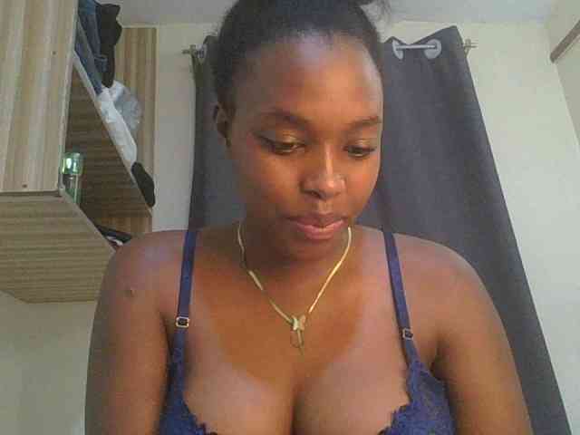 sexylittleprincess1 webcam