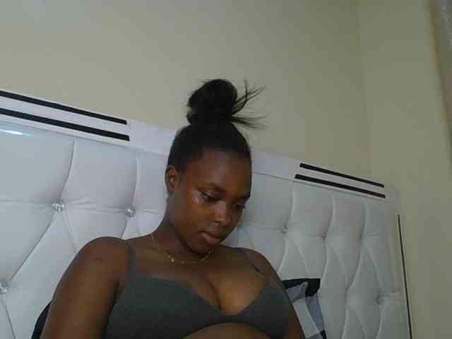sexylittleprincess1 webcam