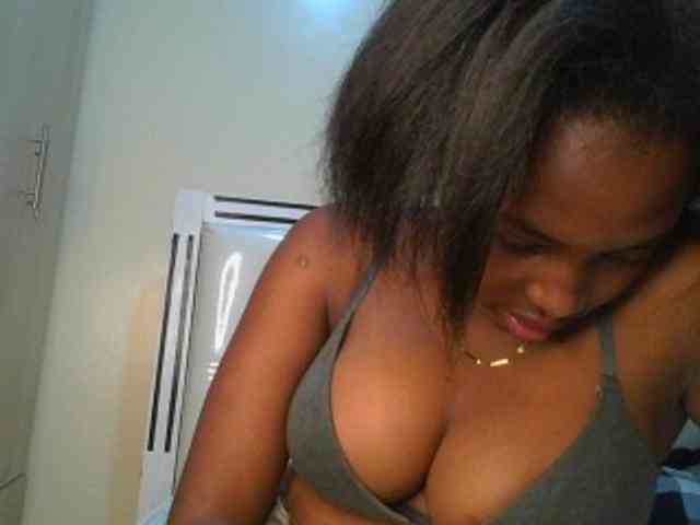 sexylittleprincess1 webcam