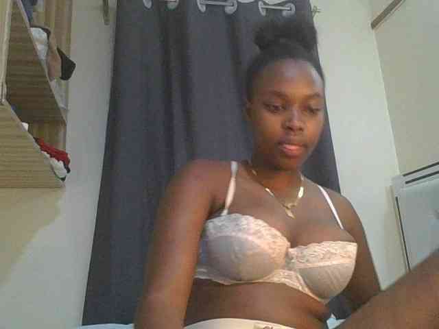 sexylittleprincess1 webcam