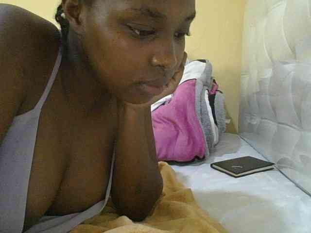 sexylittleprincess1 webcam