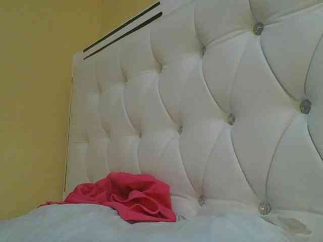 sexylittleprincess1 webcam
