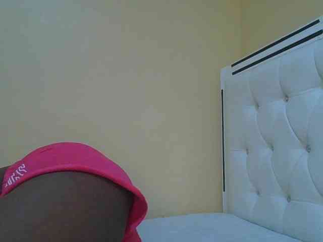 sexylittleprincess1 webcam