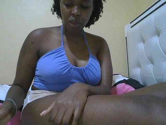 sexylittleprincess1 webcam