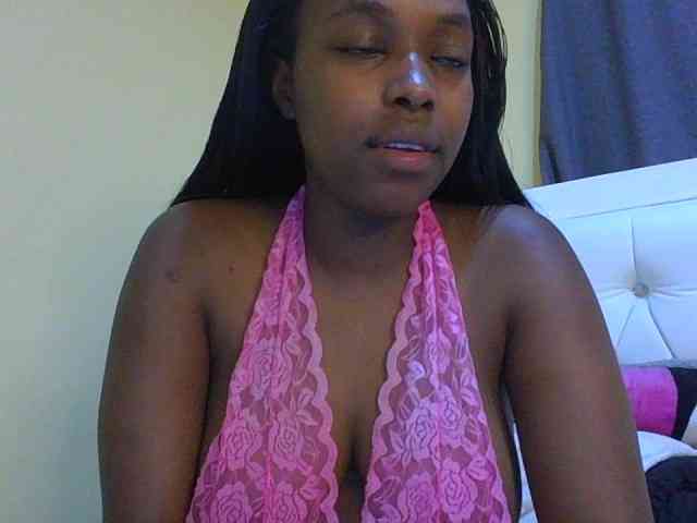 sexylittleprincess1 webcam