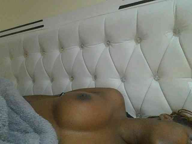 sexylittleprincess1 webcam