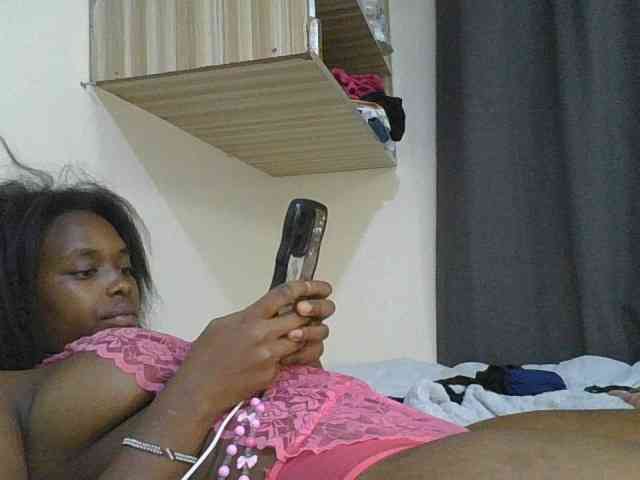 sexylittleprincess1 webcam