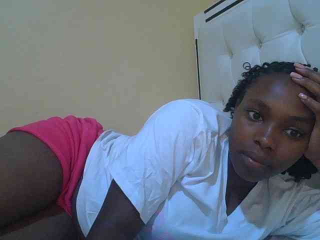 sexylittleprincess1 webcam