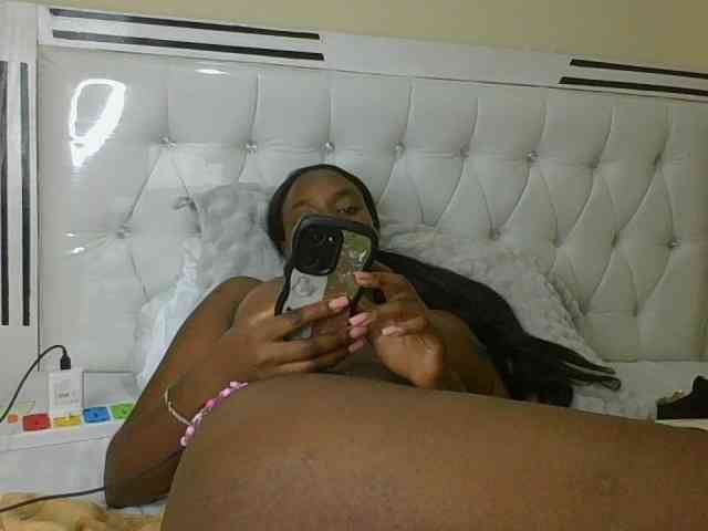 sexylittleprincess1 webcam