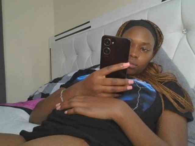 sexylittleprincess1 webcam