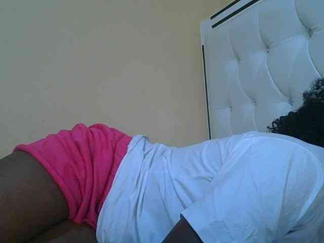 sexylittleprincess1 webcam