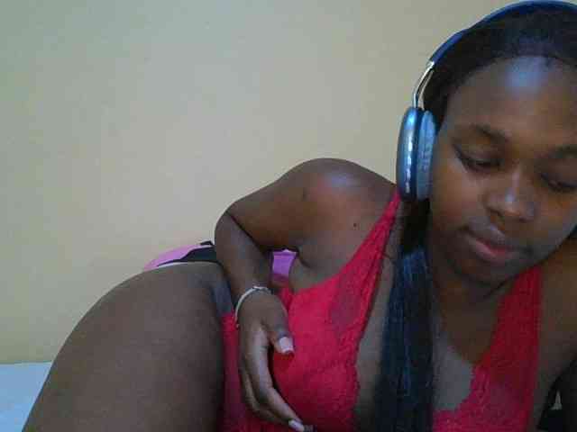 sexylittleprincess1 webcam