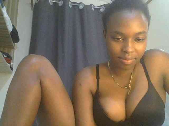 sexylittleprincess1 webcam