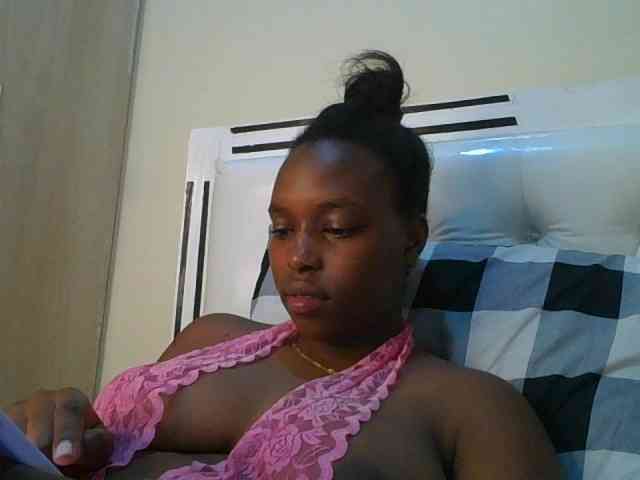 sexylittleprincess1 webcam