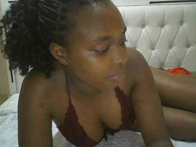 sexylittleprincess1 webcam