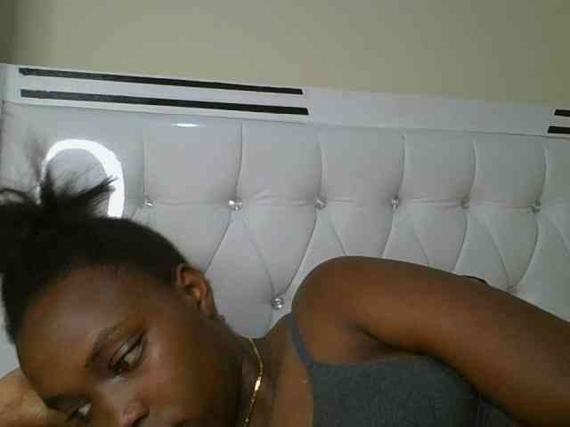 sexylittleprincess1 webcam