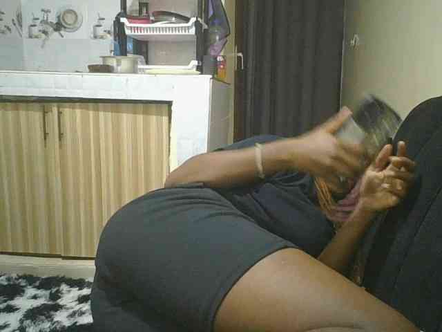 sexylittleprincess1 webcam