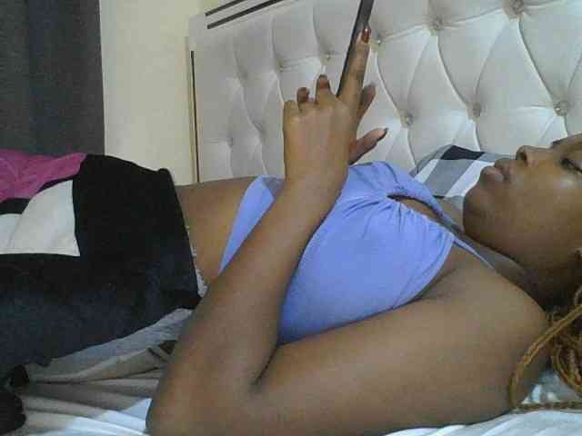 sexylittleprincess1 webcam