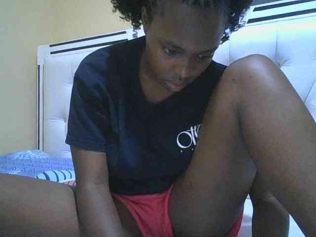 sexylittleprincess1 webcam