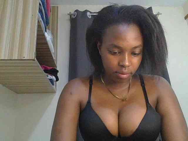 sexylittleprincess1 webcam