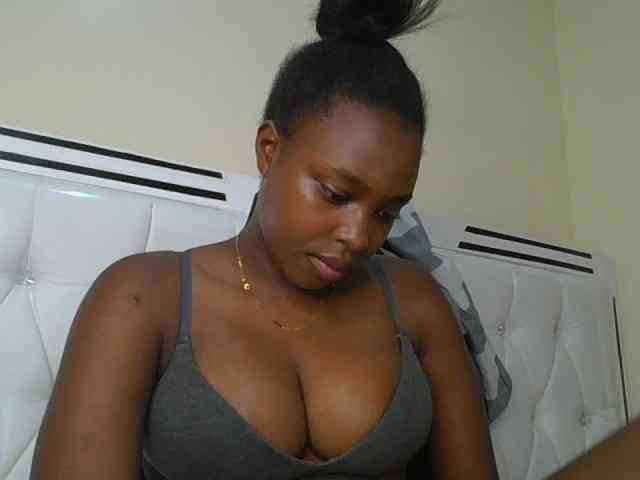 sexylittleprincess1 webcam