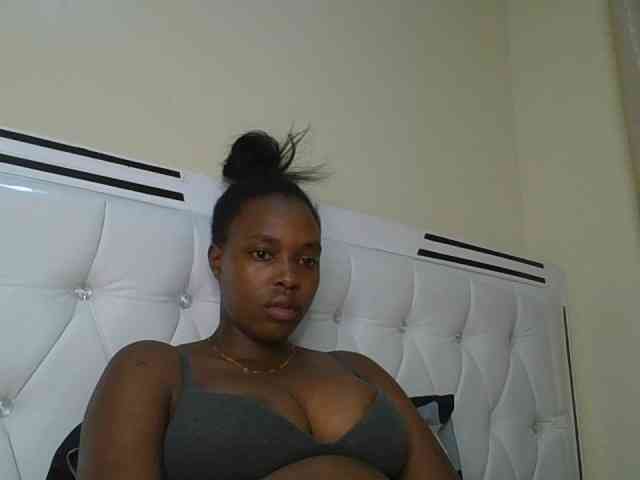 sexylittleprincess1 webcam