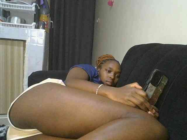 sexylittleprincess1 webcam