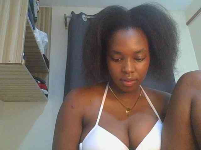 sexylittleprincess1 webcam