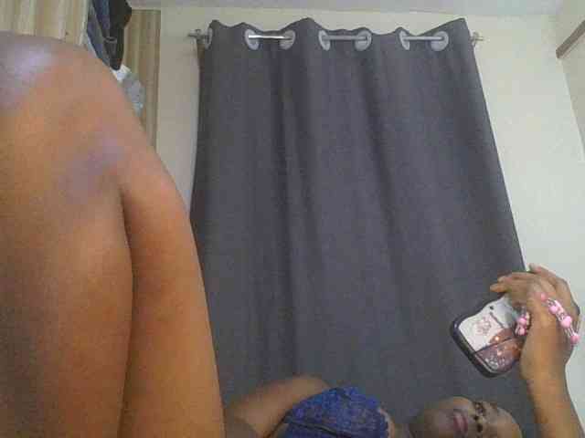 sexylittleprincess1 webcam