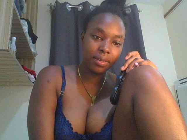 sexylittleprincess1 webcam