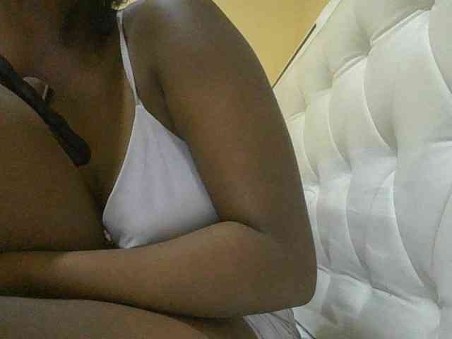 sexylittleprincess1 webcam
