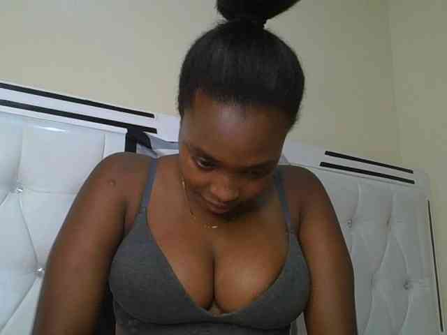 sexylittleprincess1 webcam
