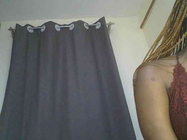 sexylittleprincess1 webcam