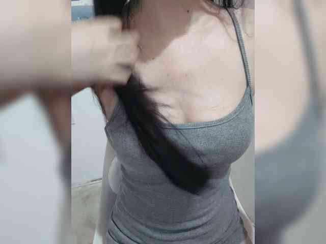 Anniee webcam