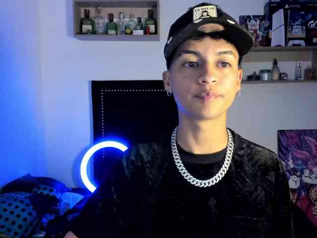 AlejooStorms webcam