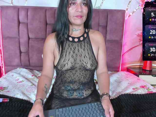 victoria-gonzales webcam