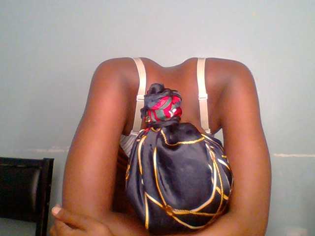Sweet-spicydall live cam on BongaCams
