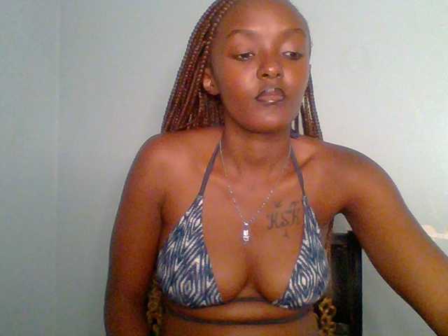 Sweet-spicydall live cam preview