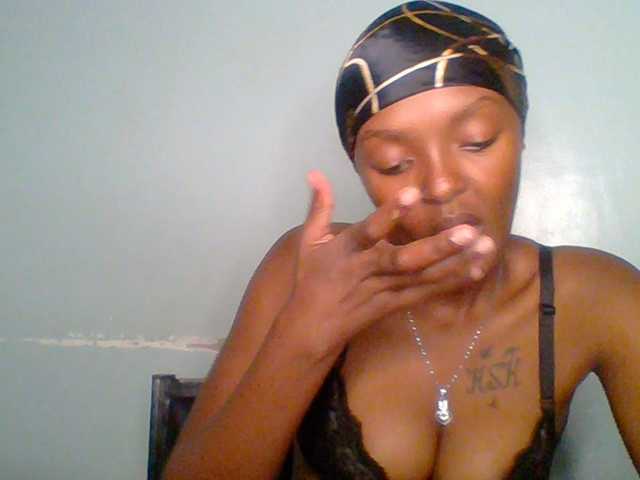 Sweet-spicydall live cam on BongaCams