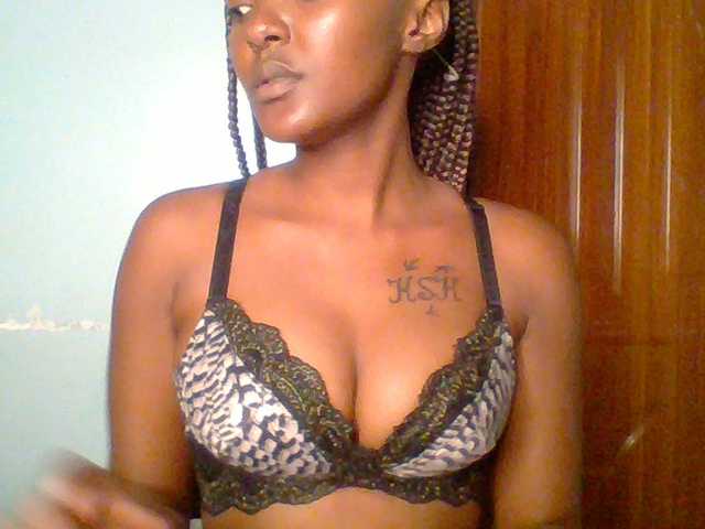 Sweet-spicydall live cam on BongaCams