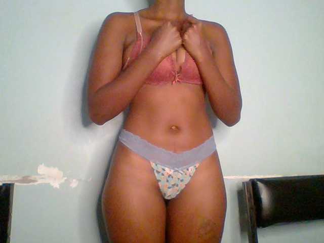 Sweet-spicydall live cam on BongaCams