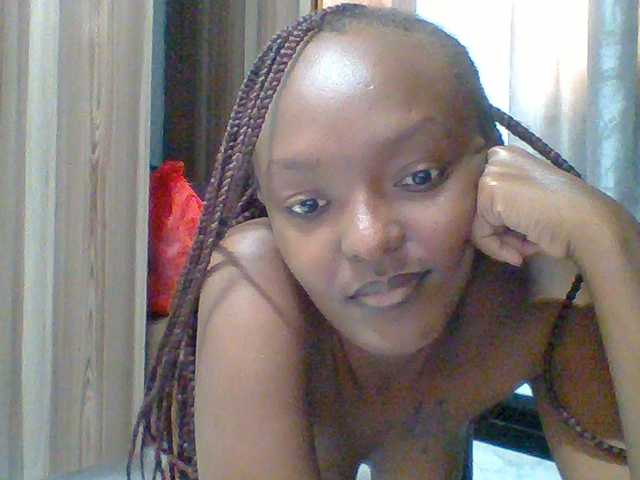 Sweet-spicydall live cam on BongaCams