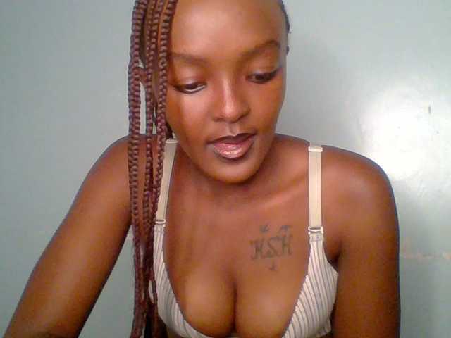 Sweet-spicydall live cam on BongaCams